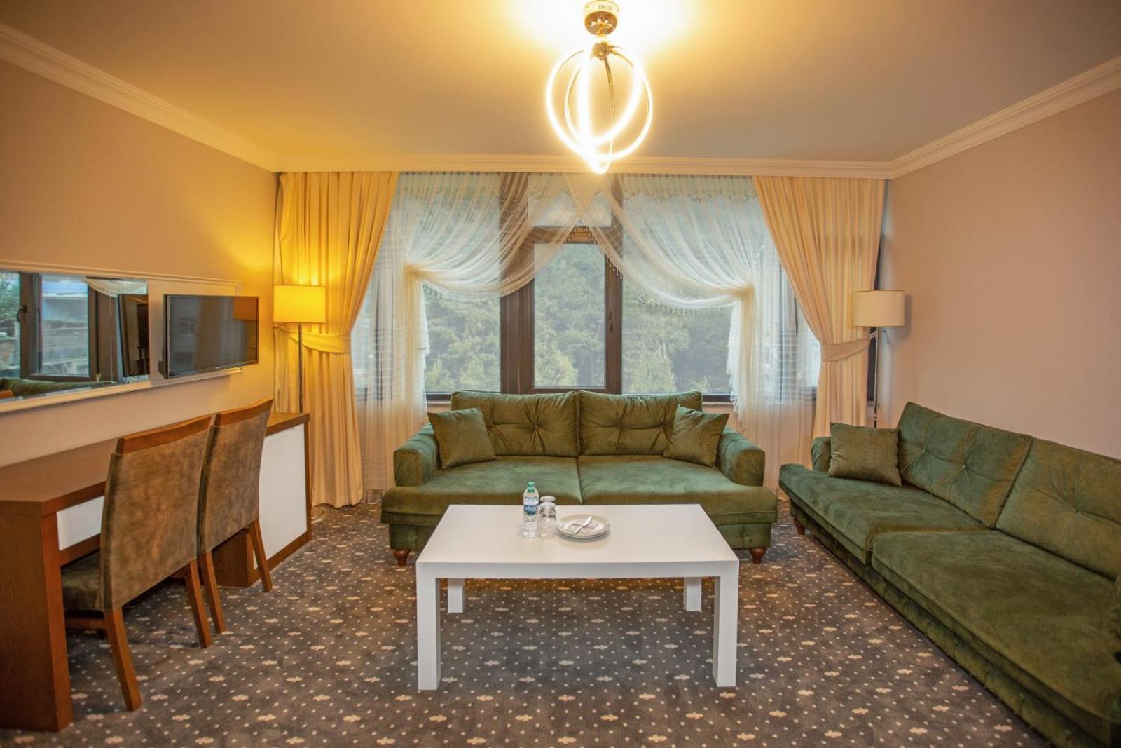 Jolnar Garden Hotel Macka Eksteriør bilde